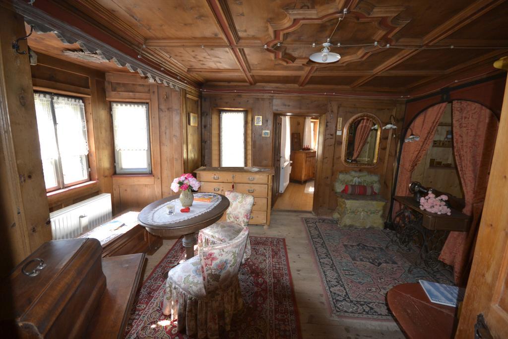 B&B La Tana dell'Orso - Die Bärenhöhle Castello-Molina di Fiemme Zimmer foto