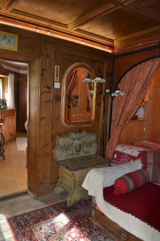 B&B La Tana dell'Orso - Die Bärenhöhle Castello-Molina di Fiemme Zimmer foto
